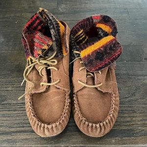 Aztec Print Lace Moccasins/Boots, Women’s 7/8